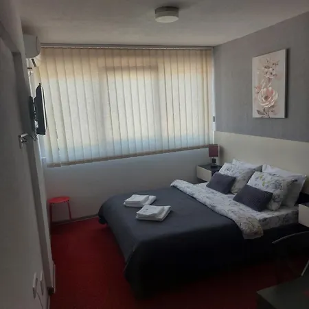 Rooms S&S Milicevic U Strogom Centru Aleksandrovca Aleksandrovac Room photo